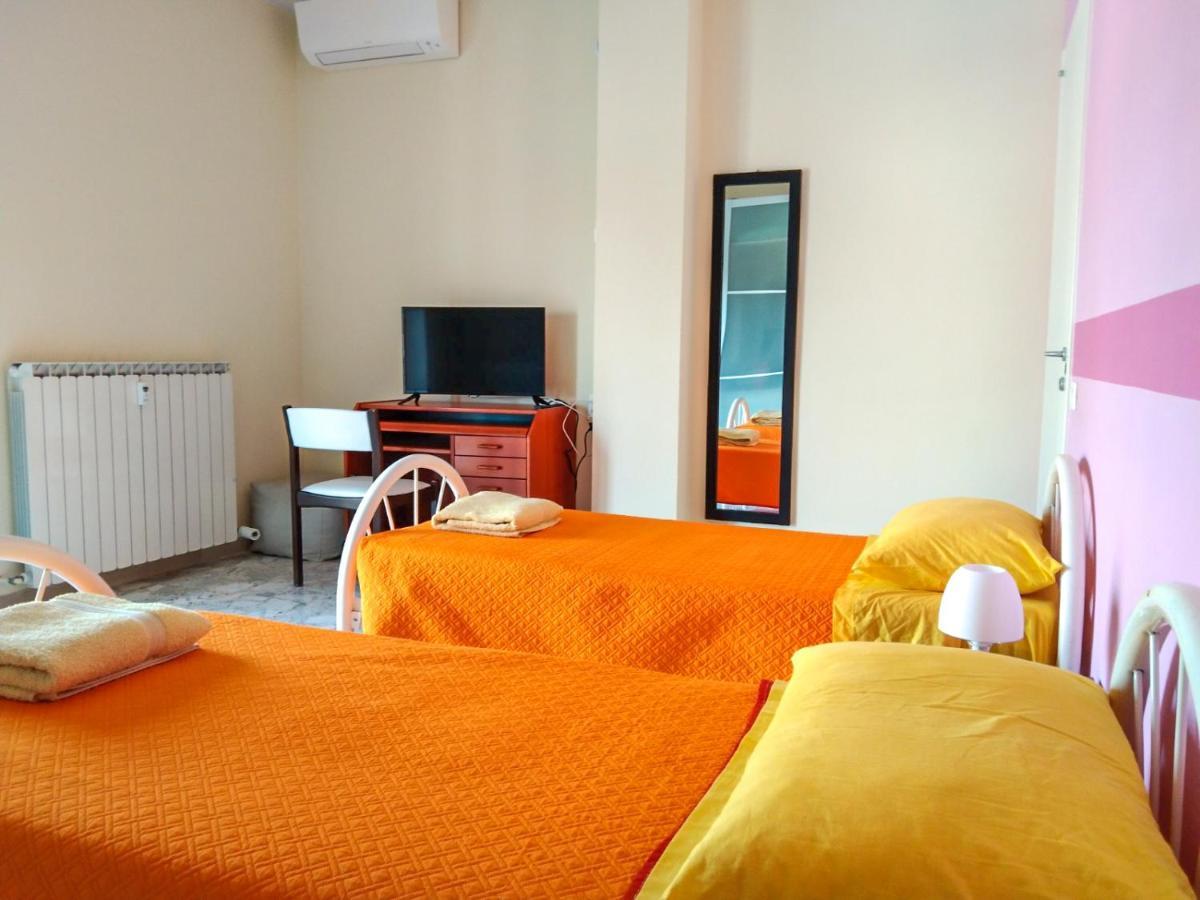 Отель Casa Bignardi - Affitti Brevi Italia Модена Экстерьер фото